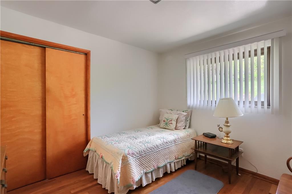 949 Hulton Road Verona, PA 15147 - Photo 15 of 21 Gallery Image 15