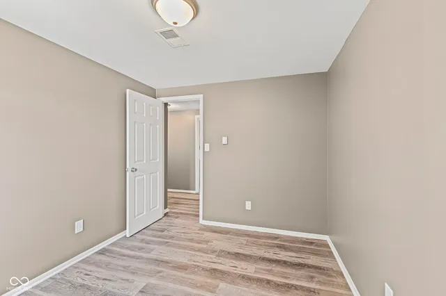 $125,000 | 729 Southfield Court, Indianapolis, IN 46227