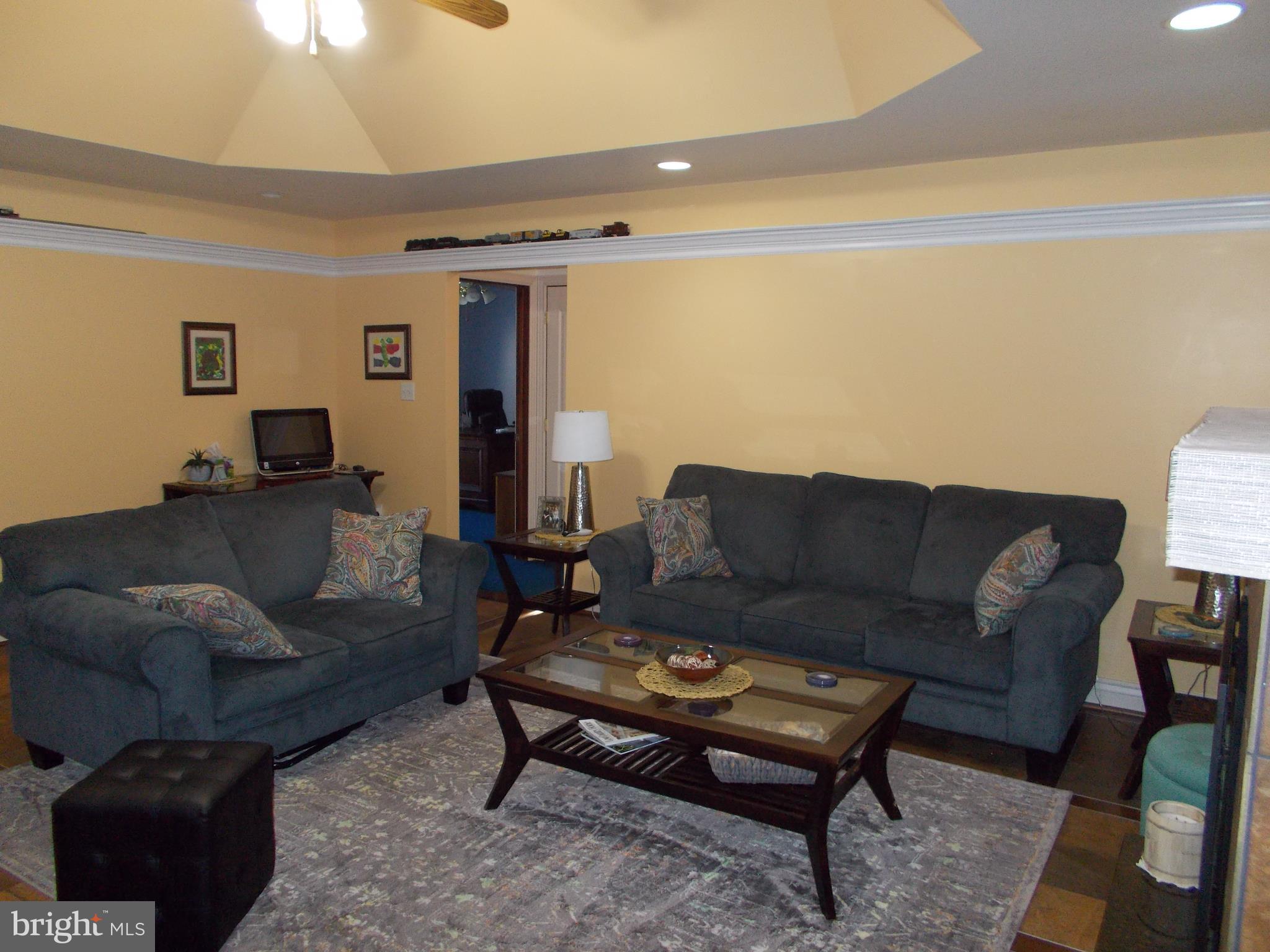 11336 Marbern Road Hagerstown, MD 21740 - Photo 13 of 48 Gallery Image 13