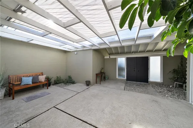 $1,125,000 | 112 South Hacienda Avenue, Glendora, CA 91741