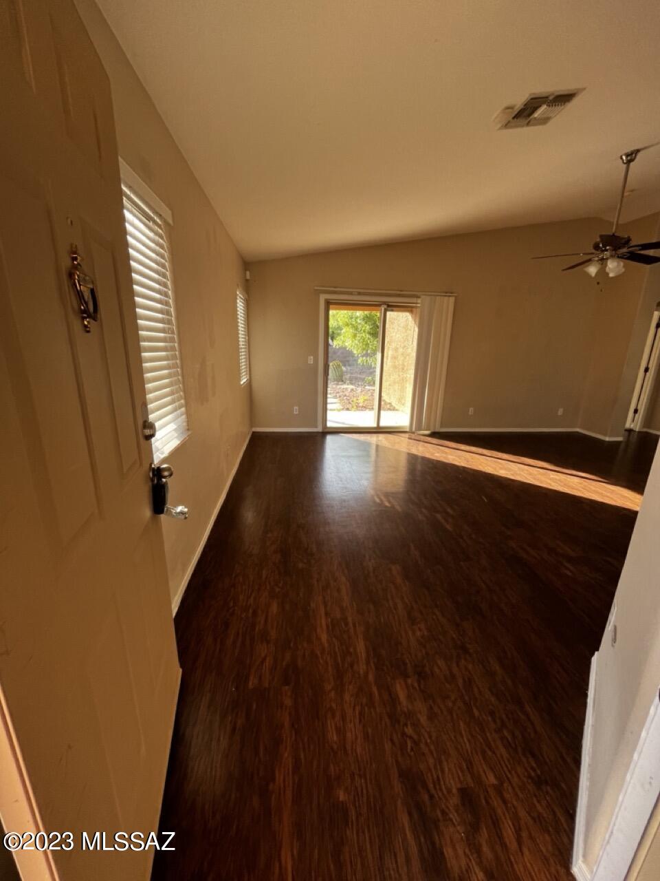 7663 South Meadow Spring Way Tucson, AZ 85747 - Photo 3 of 39
