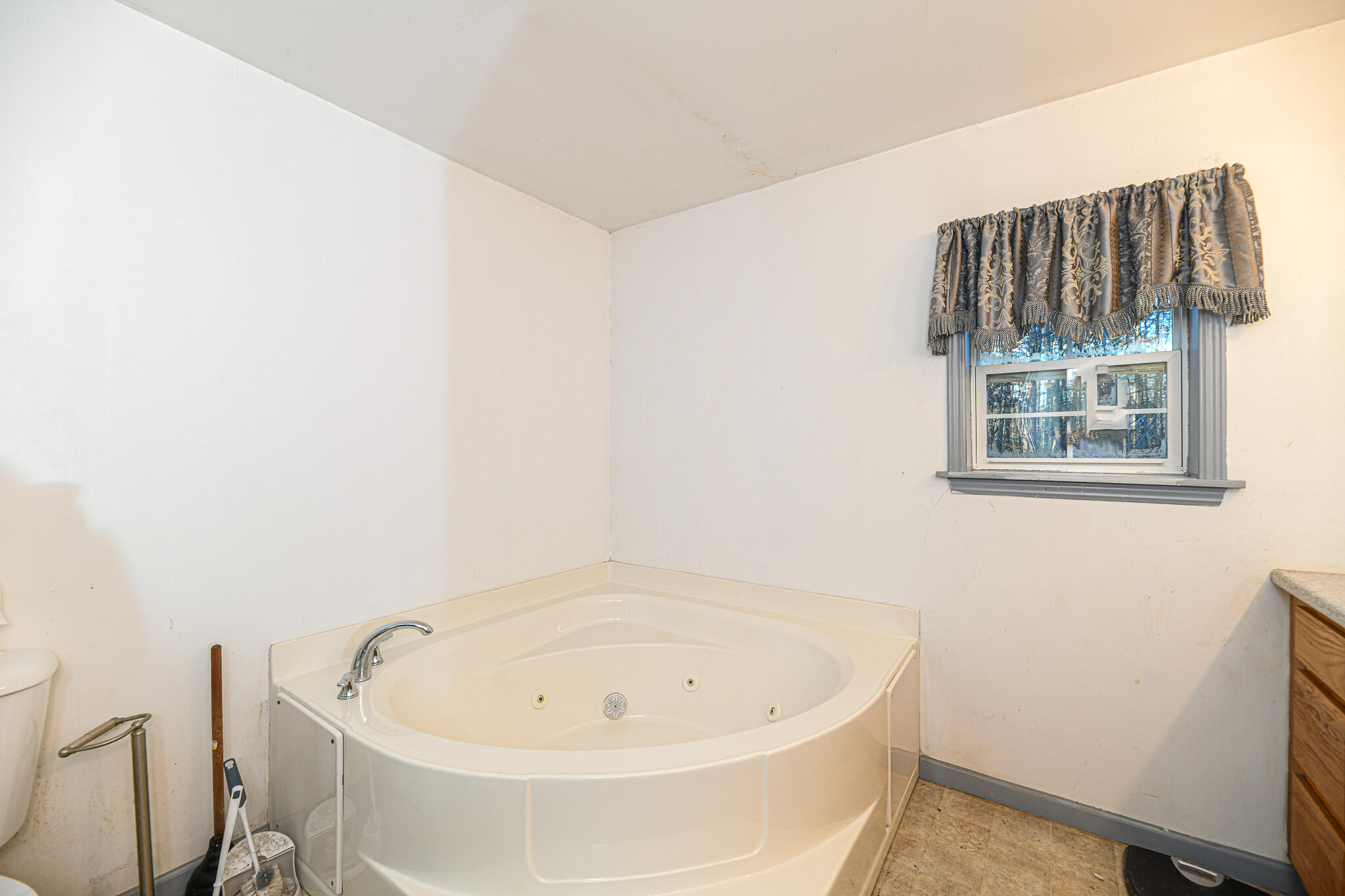 50 Sam Wentworth Road Lebanon, ME 04027 - Photo 19 of 44 DSC_0305