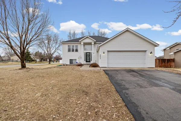 $340,000 | 4655 Pondview Drive, Big Lake, MN 55309