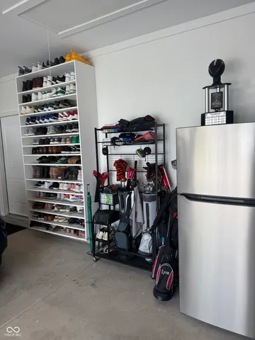 $285,000 | 2019 Red Oak Court, Shelbyville, IN 46176