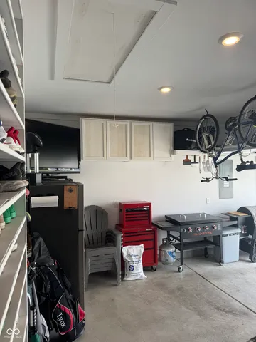 $285,000 | 2019 Red Oak Court, Shelbyville, IN 46176