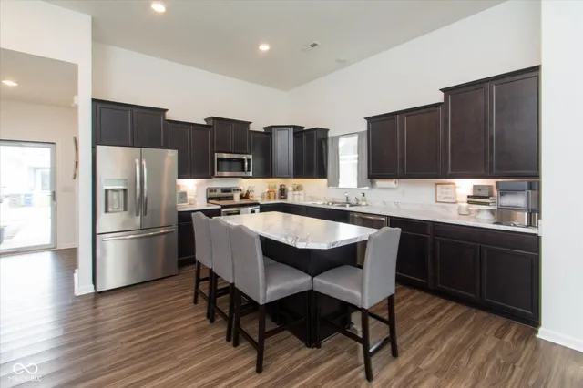 $285,000 | 2019 Red Oak Court, Shelbyville, IN 46176