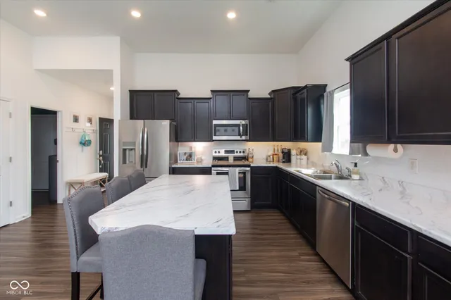 $285,000 | 2019 Red Oak Court, Shelbyville, IN 46176