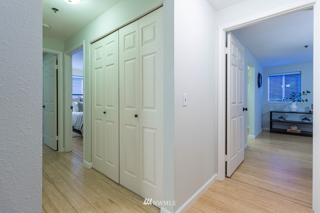 19404 Bothell Way Northeast, Unit B101 Bothell, WA 98011 - Photo 17 of 20