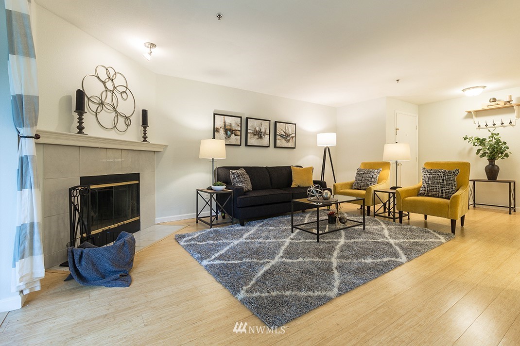 19404 Bothell Way Northeast, Unit B101 Bothell, WA 98011 - Photo 4 of 20