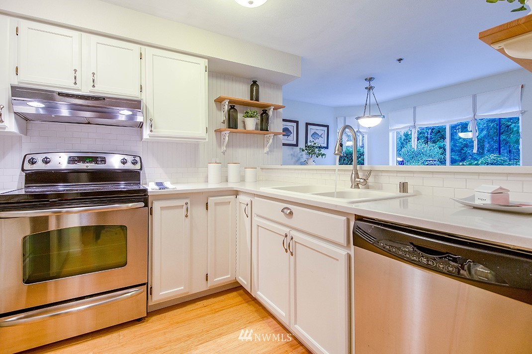 19404 Bothell Way Northeast, Unit B101 Bothell, WA 98011 - Photo 7 of 20