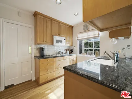 $2,399,000 | 13438 Valley Vista Boulevard, Sherman Oaks, CA 91423