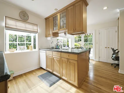 $2,399,000 | 13438 Valley Vista Boulevard, Sherman Oaks, CA 91423