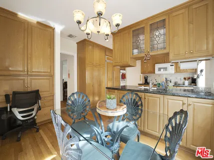 $2,399,000 | 13438 Valley Vista Boulevard, Sherman Oaks, CA 91423