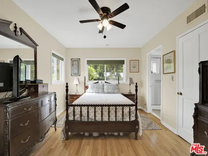 $2,399,000 | 13438 Valley Vista Boulevard, Sherman Oaks, CA 91423