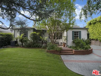 $2,399,000 | 13438 Valley Vista Boulevard, Sherman Oaks, CA 91423