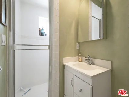 $2,399,000 | 13438 Valley Vista Boulevard, Sherman Oaks, CA 91423