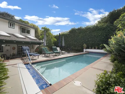 $2,399,000 | 13438 Valley Vista Boulevard, Sherman Oaks, CA 91423