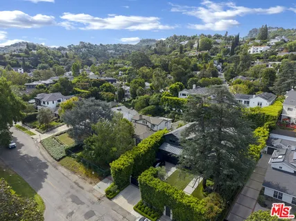 $2,399,000 | 13438 Valley Vista Boulevard, Sherman Oaks, CA 91423