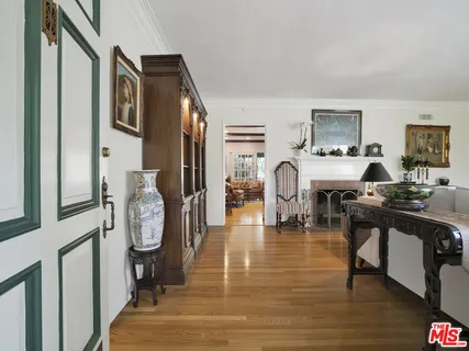 $2,399,000 | 13438 Valley Vista Boulevard, Sherman Oaks, CA 91423