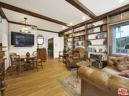 $2,399,000 | 13438 Valley Vista Boulevard, Sherman Oaks, CA 91423