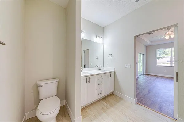 $2,400 | 257 North Pine Avenue, Oviedo, FL 32765