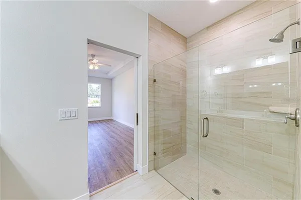 $2,400 | 257 North Pine Avenue, Oviedo, FL 32765