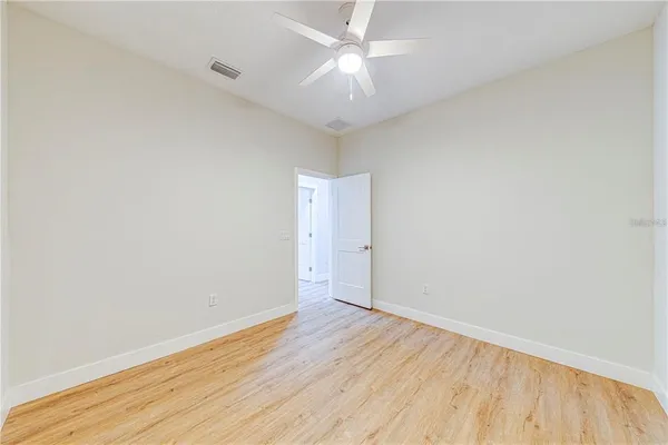 $2,400 | 257 North Pine Avenue, Oviedo, FL 32765