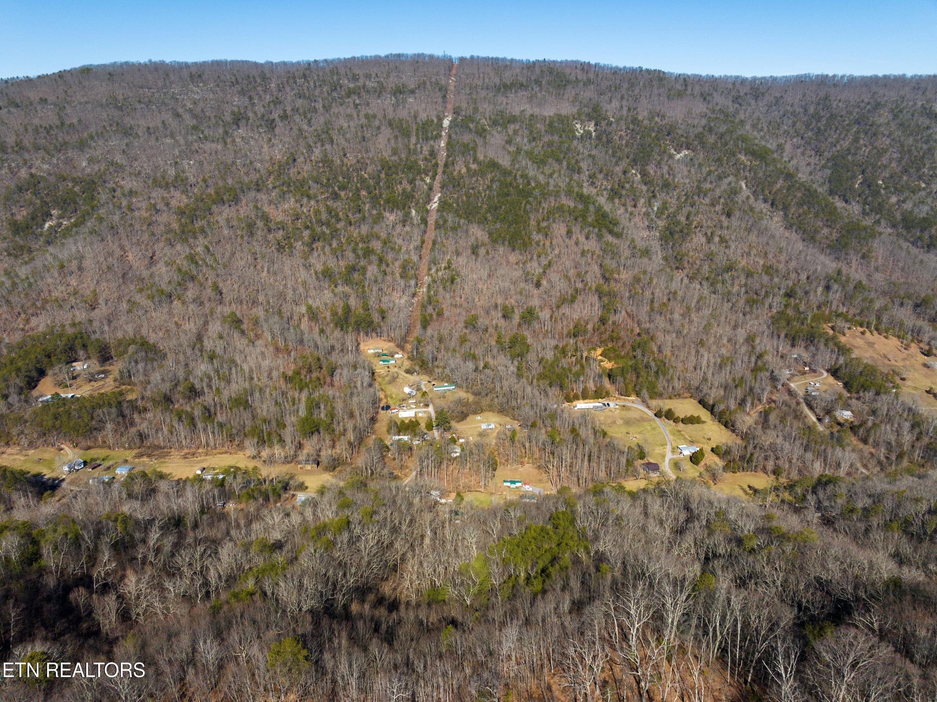 479 Poor Valley Road Rutledge, TN 37861 - Photo 10 of 14 EJI_20240207120828_0835_D.jpg-SMALL