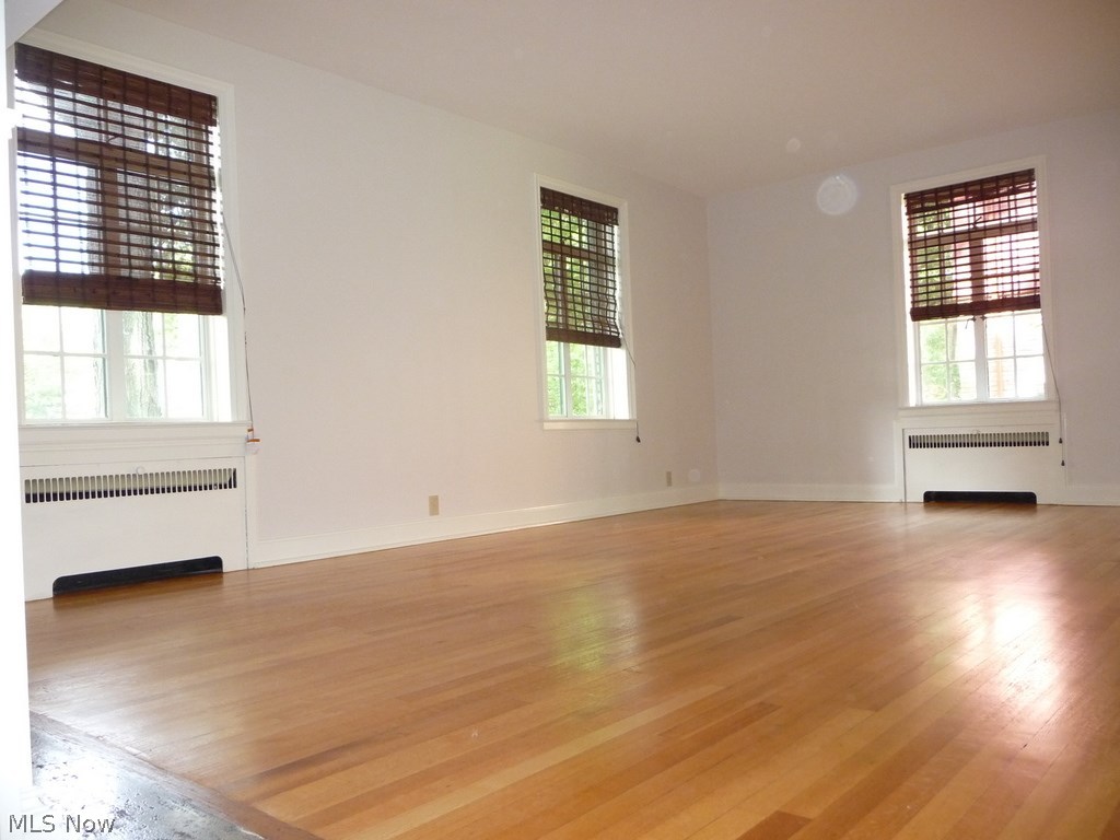 15633 Brewster Road Cleveland, OH 44112 - Photo 7 of 19 Gallery Image 7