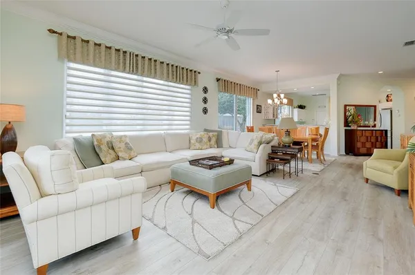 $575,000 | 8639 54th Ave Circle East, Bradenton, FL 34211