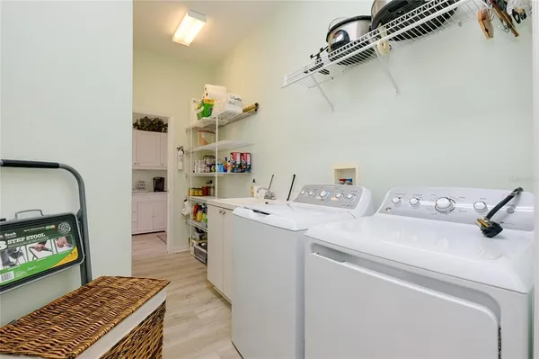 $575,000 | 8639 54th Ave Circle East, Bradenton, FL 34211