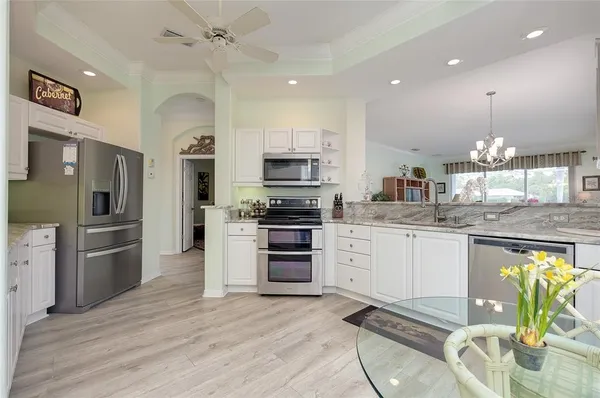 $575,000 | 8639 54th Ave Circle East, Bradenton, FL 34211