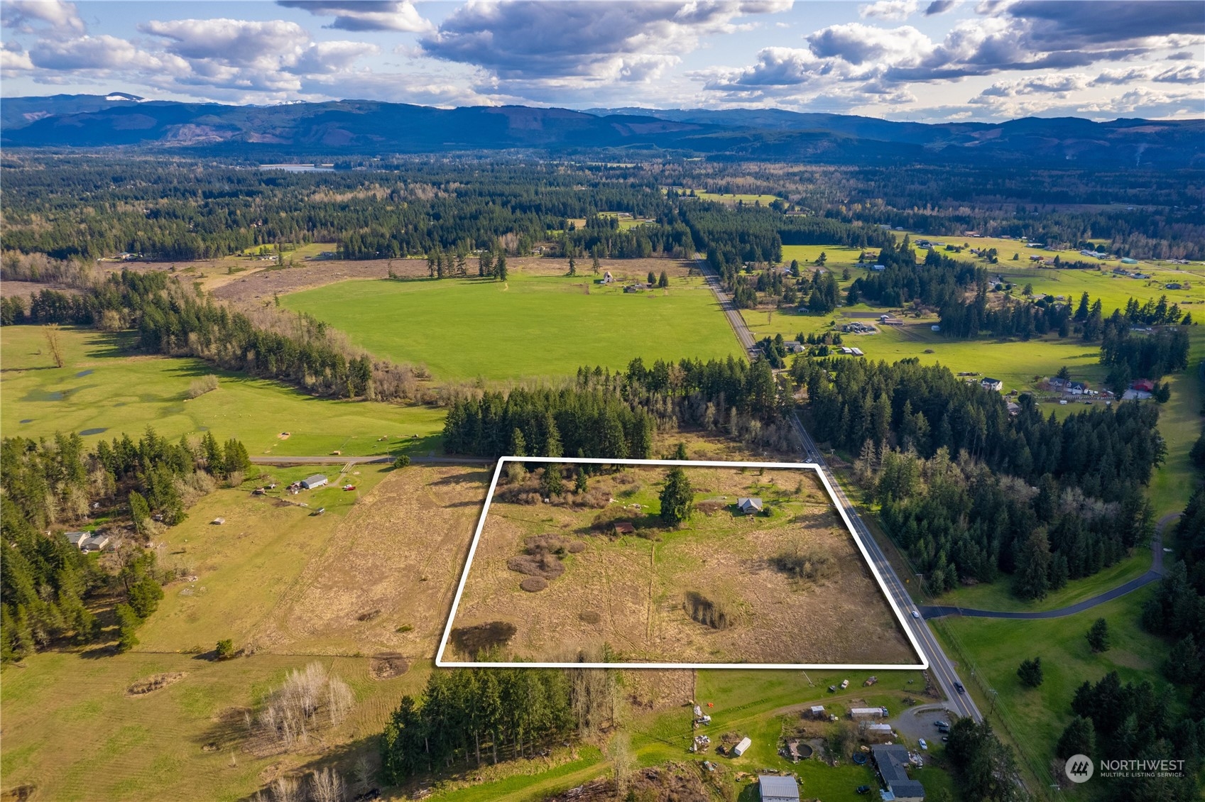 13742 Vail Road Southeast Yelm, WA 98597 - Photo 13 of 13 Gallery Image 13