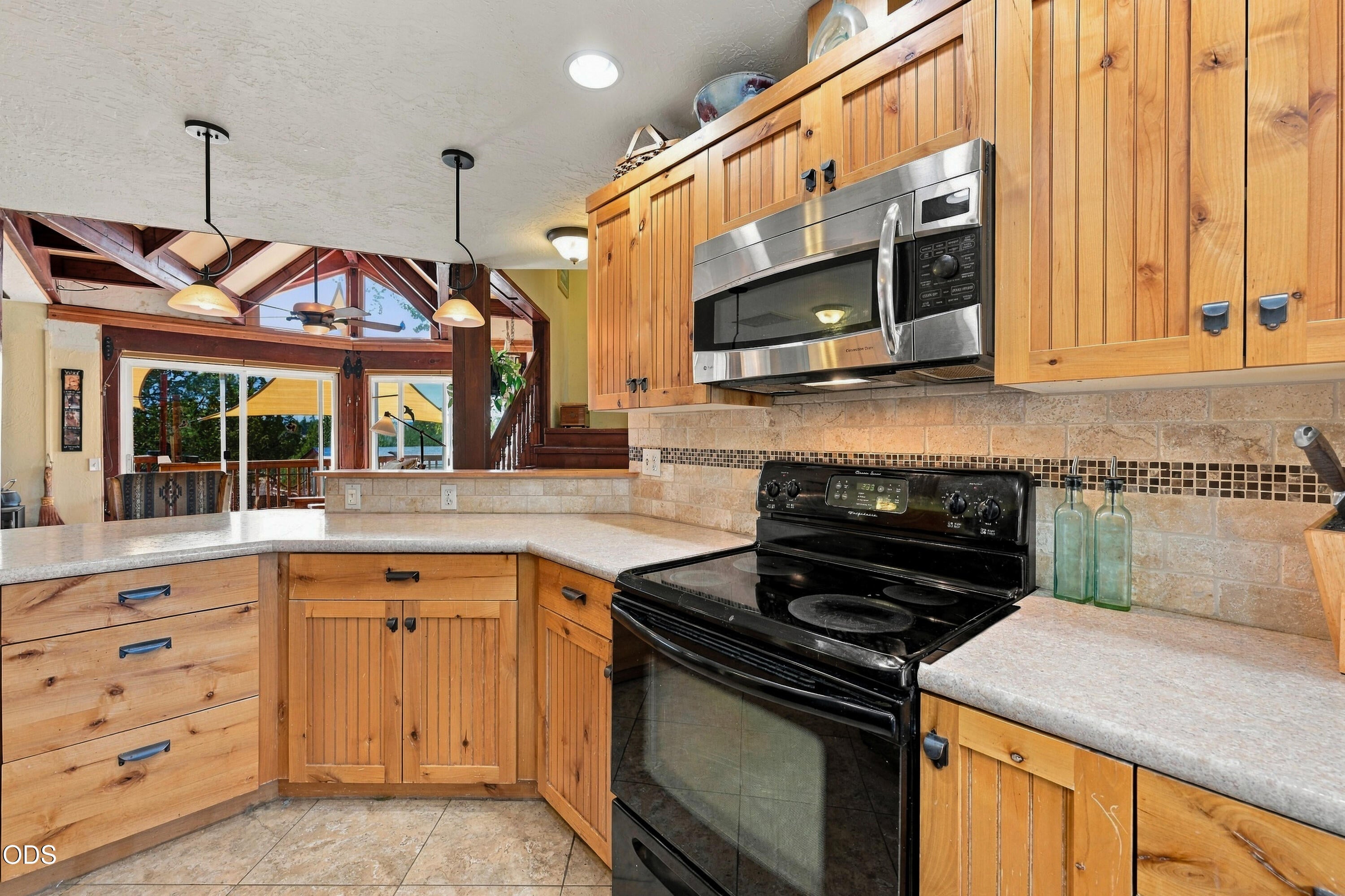 8867 Southwest Shad Road Terrebonne, OR 97760 - Photo 11 of 20 Gallery Image 11