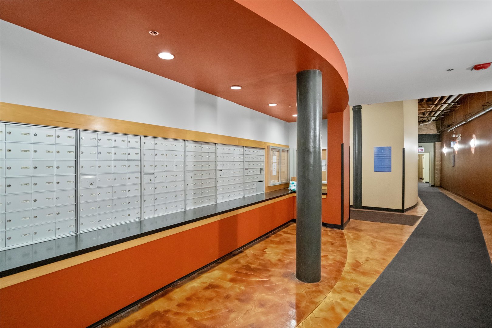226 North Clinton Street, Unit 220 Chicago, IL 60661 - Photo 20 of 23