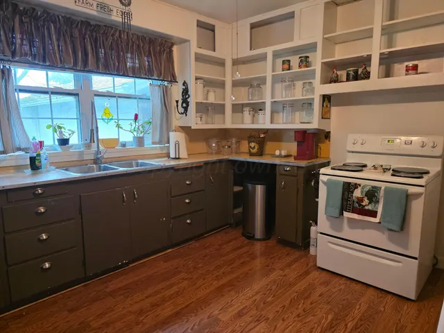 $115,000 | 304 Ave E Southeast, Childress, TX 79201