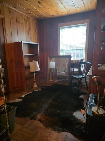 $115,000 | 304 Ave E Southeast, Childress, TX 79201