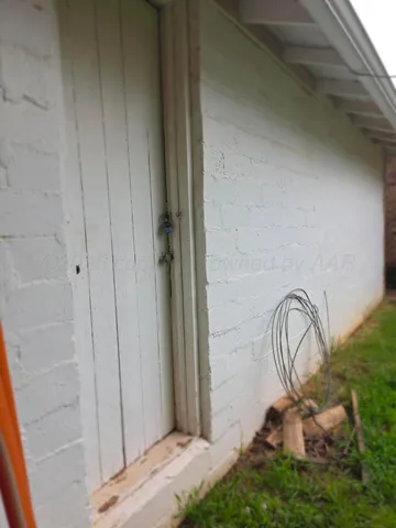 $115,000 | 304 Ave E Southeast, Childress, TX 79201