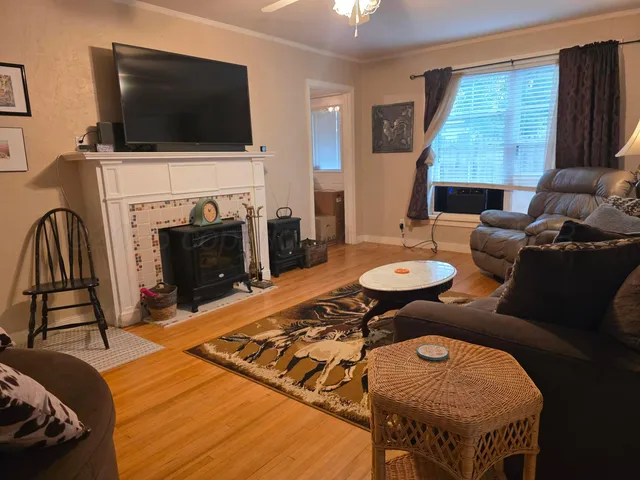 $115,000 | 304 Ave E Southeast, Childress, TX 79201