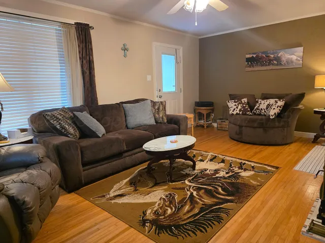 $115,000 | 304 Ave E Southeast, Childress, TX 79201