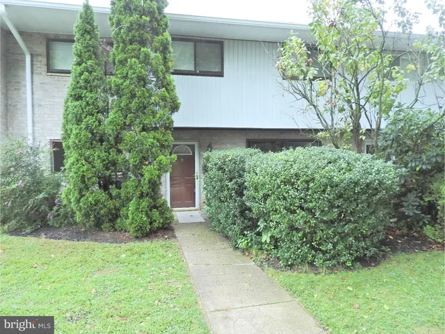 $2,175 | 1518 Manley Road, Unit A24, West Chester, PA 19382