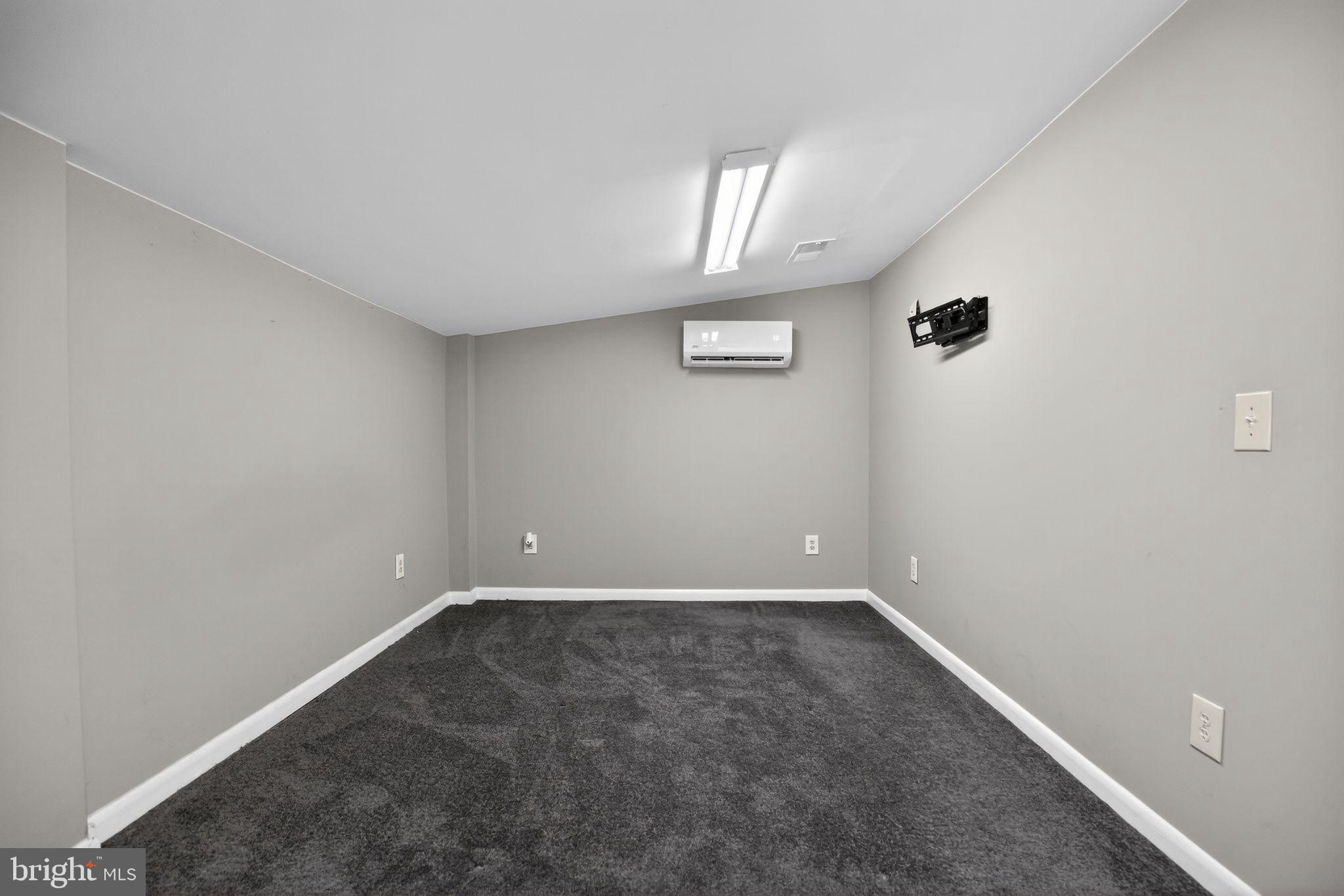 26669 Queentree Road Mechanicsville, MD 20659 - Photo 22 of 48 an empty room with windows
