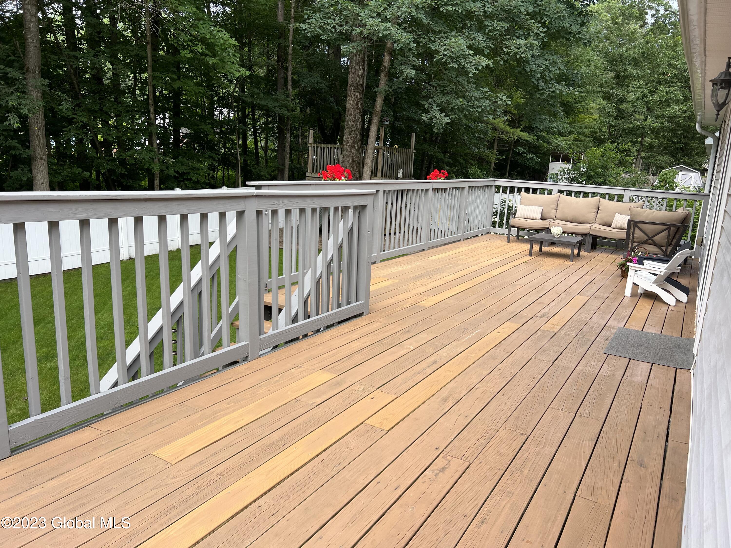 7 Goldfinch Road Queensbury, NY 12804 - Photo 3 of 23 IMG_8629