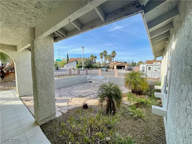$2,350 | 668 Otono Drive, Boulder City, NV 89005