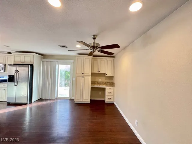 $2,350 | 668 Otono Drive, Boulder City, NV 89005