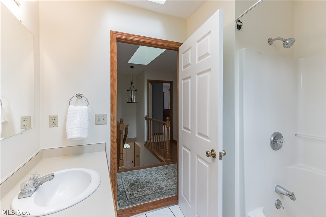 13924 Radcliffe Road Chardon, OH 44024 - Photo 18 of 25