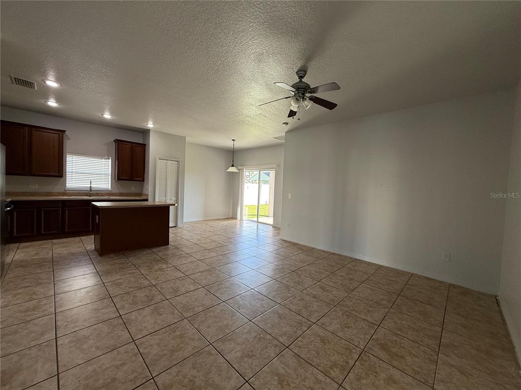368 Conch Key Way Sanford, FL 32771 - Photo 6 of 13