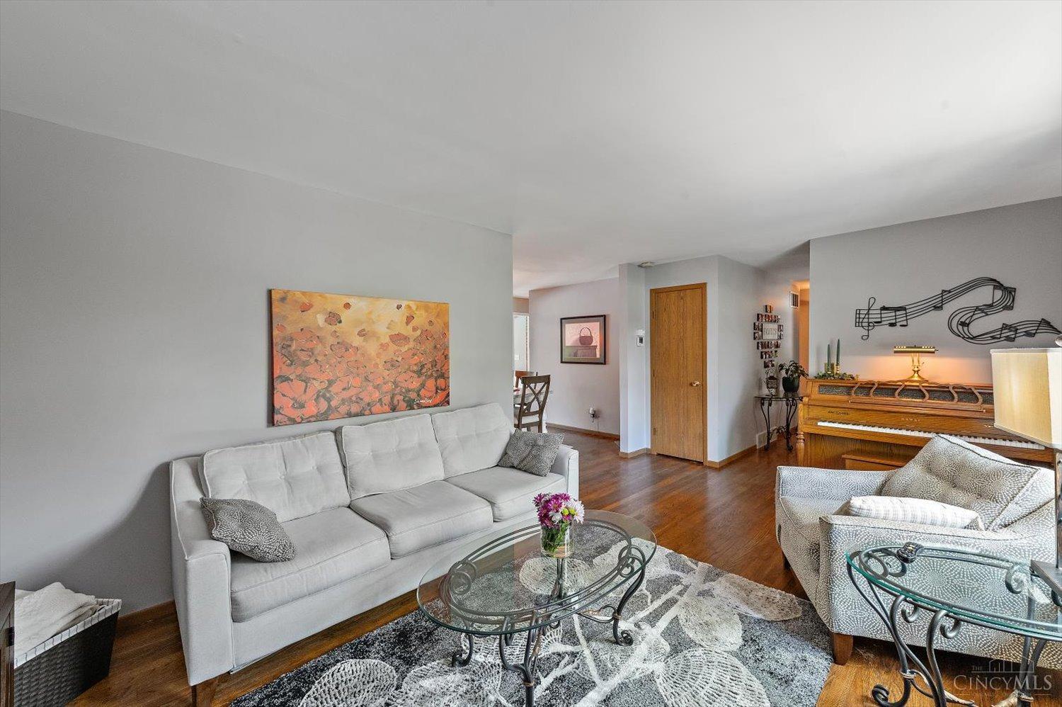 8692 Wuest Road Cincinnati, OH 45251 - Photo 2 of 50 Gallery Image 2
