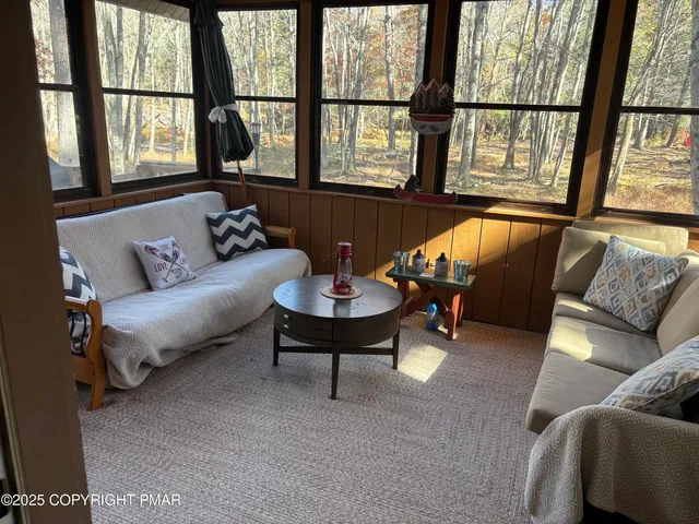 $1,900 | 7 Wintergreen Court, Albrightsville, PA 18210