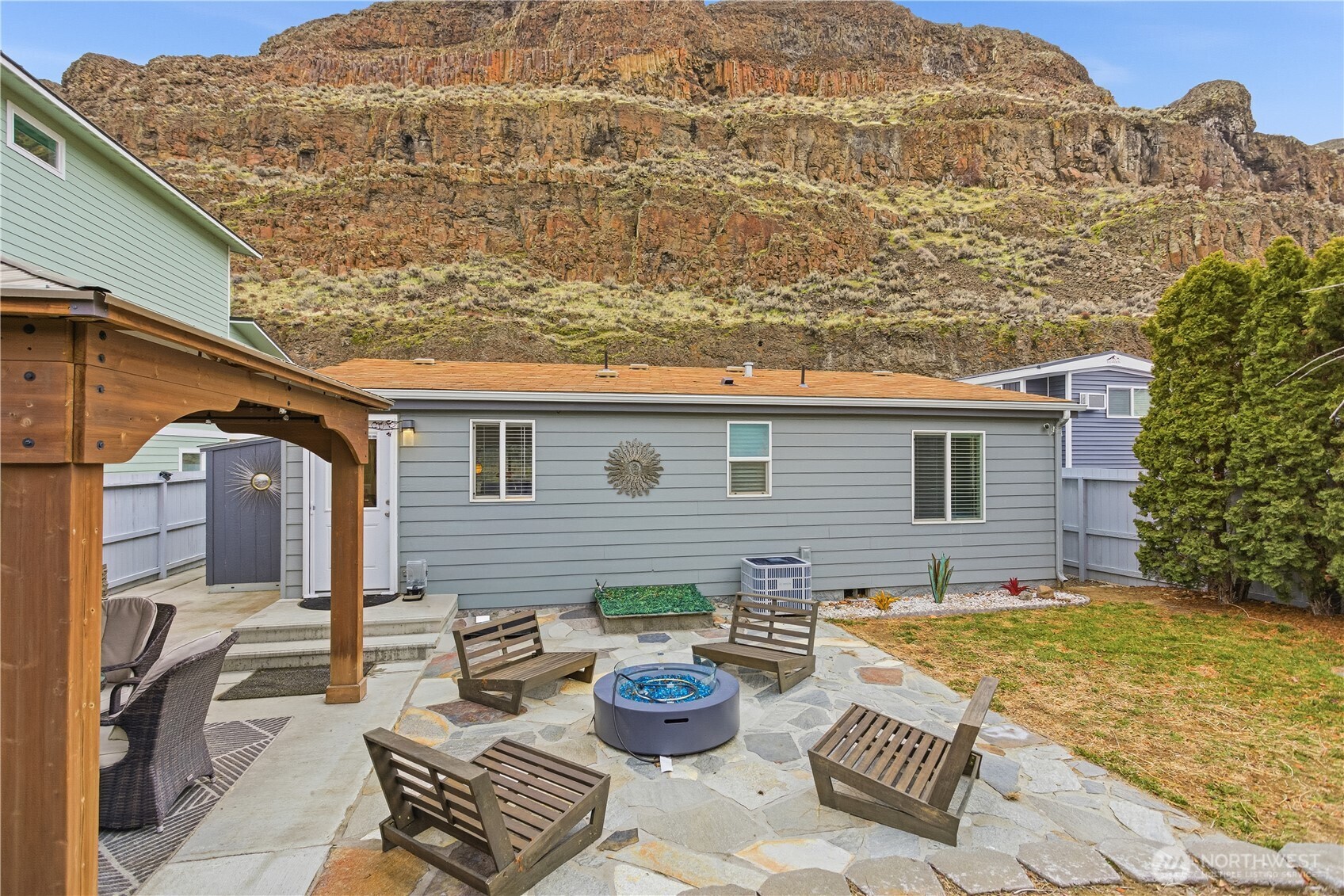 578 Southwest Section Quincy, WA 98848 - Photo 2 of 36